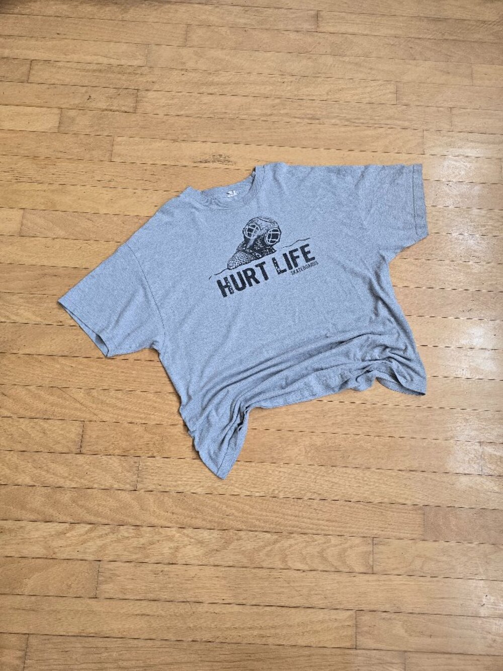 vintage Y2K | Hurt Life Skateboard x Anthony Ragdoll grey boxy t-shirt | MENS XL